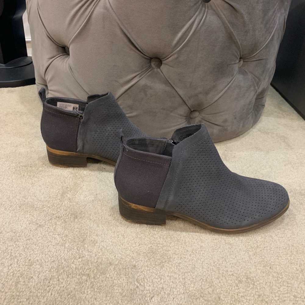 TOMS Booties - Picture 3 of 12